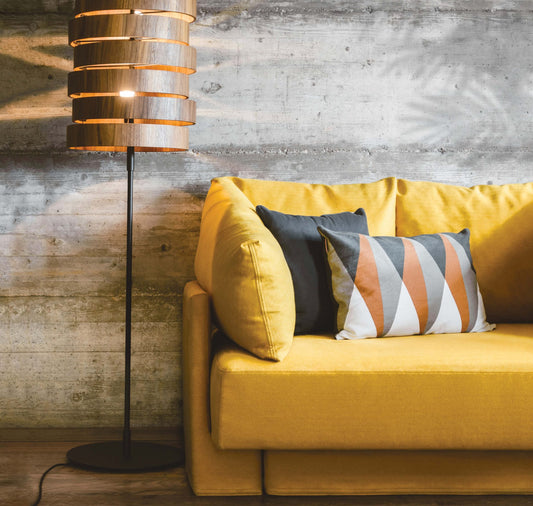 Se selite in nimate sredstev za nakup sedežne? Sestavljajte jo po elementih!